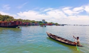টাংগুয়ায় ৫ পর্যটকের কারাদণ্ড