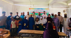 দারুল হেরা প্রাক্তন ছাত্র পরিষদের নগদ অর্থ বিতরণ