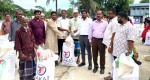 কুলাউড়ায় জাকাত ফাউন্ডেশনের চাল বিতরণ