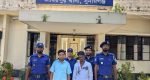 তাহিরপুরে বালু বোঝাই স্টিলবডি নৌকাসহ দু’জন আটক