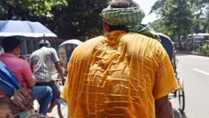 দেশে বৈচিত্র্যময় আবহাওয়া :  এ মাসে একাধিক তীব্র তাপপ্রবাহের পূর্বাভাস