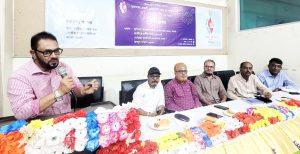 সাইক্লোনের সাহিত্য আসর অনুষ্ঠিত