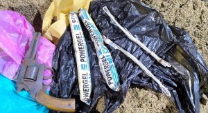 সীমান্তে জব্দ উচ্চ ক্ষমতাসম্পন্ন বিস্ফোরক নিষ্ক্রিয় করলো বিজিবি