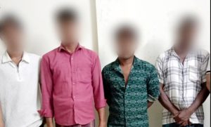 কদমতলী বাস টার্মিনালে ডিবির জালে ৪ জুয়াড়ি