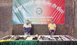 সেনা অভিযানে বিএনপি ও স্বেচ্ছাসেবক দল নেতাসহ আটক ২