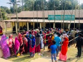 শীতের শেষ লগ্নে বসন্তের সুবাতাস!