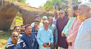 ‘দেওয়ানের পুল’ পরিদর্শনে এমপি এমরান চৌধুরী