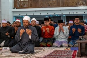 রমজানে মসজিদমুখী তারুণ্য, মালয়েশিয়ায় নতুন আশার দিগন্ত