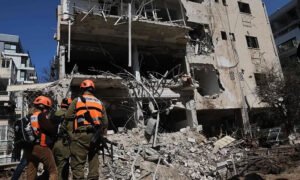 আপোস করবে না ইরান : ইসরায়েলে পাঠাচ্ছে ‘মিসাইলের ঢেউ’