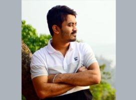 ১৯ মাস পর দেশে ফিরে বিমানবন্দরে আটক ছাত্রলীগ নেতা