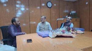 এমপি মুজিবের সাথে ভারতীয় সহকারী হাই কমিশনারের মতবিনিময়