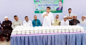 নগরে জাতীয়তাবাদী পেশাজীবী দলের ইফতার বিতরণ