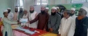 নাজিরেরগাঁও জামেয়ায় পুরস্কার বিতরণ