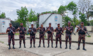 জ্বালানি তেল নিয়ে নানান উদ্যোগ, তবুও শঙ্কা