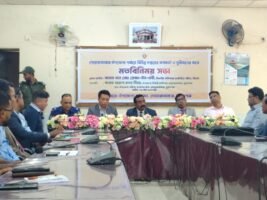 জনগণের সেবক হিসেবে কাজ করতে হবে : দোয়ারায় বিভাগীয় কমিশনার