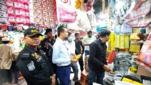 র‌্যাবের অভিযানে ২ ব্যবসা প্রতিষ্ঠানকে জরিমানা