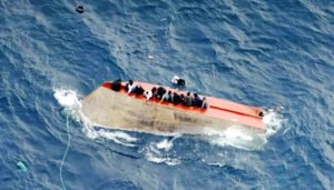 ভূমধ্যসাগরে ফের নৌকাডুবি ৮০ জন নিখোঁজ, বাংলাদেশিসহ উদ্ধার ৩২
