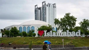 ইরান-আমেরিকার যুদ্ধবিরতি : আলোচনায় ‘শাটল ডিপ্লোমেসি’ পদ্ধতি