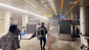 ওসমানী বিমানবন্দরে অগ্নিকাণ্ড : সার্ভার রুমে পুড়ে ছাই, কোটি টাকার ক্ষতি