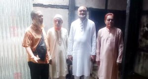 ক্ষতিগ্রস্ত মানুষের পাশে দাঁড়ানো সামর্থবানদের নৈতিক দায়িত্ব: ফখরুল ইসলাম