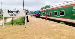 সিলেট ছেড়ে গেল একদিনের বিশেষ ট্রেন ‘ব্যালেন্স এক্সপ্রেস’