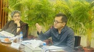 করের আওতা বিস্তৃত করে রাজস্ব আদায় বাড়াতে হবে : বাণিজ্যমন্ত্রী