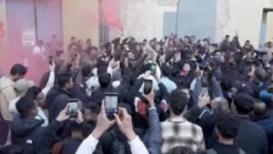 স্পেনে বৈধ হচ্ছেন নথিহীন ১৫ হাজার বাংলাদেশিসহ ৫ লাখ অভিবাসী/৪