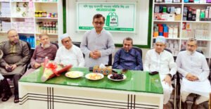 সিলেটের হলি বাজার পরিদর্শনে বাণিজ্যমন্ত্রী
