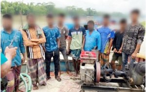 চেঙ্গের খাল থেকে অবৈধ বালু উত্তোলন : আটক ৯