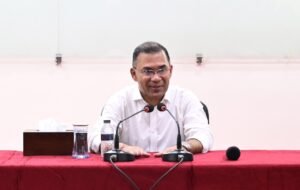 ঢাবিতে প্রধানমন্ত্রী:  রাজনৈতিক স্থিতিশীলতা তৈরিতে চাইলেন শিক্ষার্থীদের সহযোগিতা 