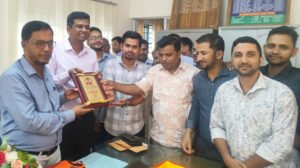 কুলাউড়া বালিকা হাইস্কুলে ইউএনও’কে সংবর্ধনা