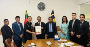 বাংলাদেশি প্রবাসীদের সহযোগিতায় হাইকমিশন-ইমিগ্রেশন বৈঠক