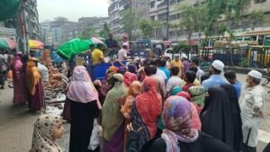 সিলেটে ১৫ ভ্রাম্যমাণ ট্রাকে মিলবে টিসিবির পণ্য