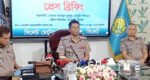 অপরাধ নির্মূলে এসএমপির নীতি জিরো টলারেন্স : প্রেস ব্রিফিংয়ে পুলিশ কমিশনার