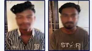 বটেশ^রে ভারতীয় পণ্যসহ আটক ২
