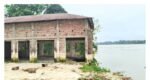 কুশিয়ারার দীর্ঘস্থায়ী বন্যায় জলমগ্ন ৩০ গ্রাম, দুর্ভোগে লক্ষাধিক মানুষ