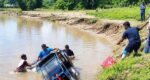 ধলাইয়ে টমটম পড়ে চালক নিখোঁজ