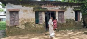 বড়লেখায় ২১ কমিউনিটি ক্লিনিকের ৩টির বেহাল দশা