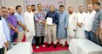 খেলার মাঠে মেলা বন্ধের দাবিতে ব্যবসায়ী ঐক্যকল্যাণ পরিষদের স্মারকলিপি