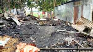 ওসমানীনগরে আগুনে ঘর ভস্মীভূত