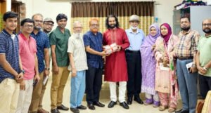 সিলেটে সুধীজনের সঙ্গে শিল্পী ফখরুজ্জামানের রাতের আড্ডা