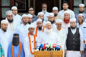 মক্কায় কুরআন প্রতিযোগিতায় বিজয়ী চার হাফেজকে জামায়াত আমীরের সংবর্ধনা