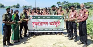 জামালগঞ্জে শতাধিক তালগাছের চারা রোপণ