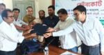 বড়লেখা ও জুড়ীর এক হাজার নারী চা শ্রমিককে প্রধানমন্ত্রীর উপহার বিতরণ