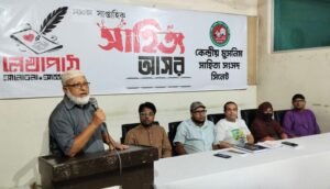 সাহিত্যচর্চা মানুষের মনন ও মূল্যবোধকে সমৃদ্ধ করে : কেমুসাসের সাহিত্য আসরে বক্তারা