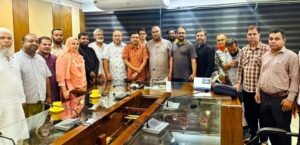 জেব্রা ক্রসিং নির্মাণ ও ফুটপাত দখলমুক্তের আশ্বাস সিসিক প্রশাসকের