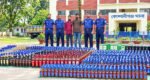 বালুর নিচে আড়াই হাজার বোতল মদ আটক ২