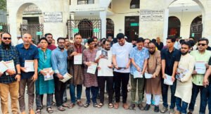 সিলেটে যুবদলের লিফলেট বিতরণ