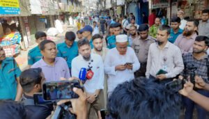 লালদিঘীরপাড়ে ৫ দোকানকে জরিমানা, একটি সিলগালা