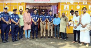 দোয়ারায় পূজামণ্ডপ পরিদর্শনে পুলিশ সুপার